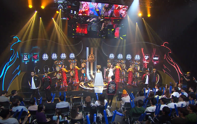 rookie ：Shanji之前被LNG偷家过，我们琢磨一下可以偷了