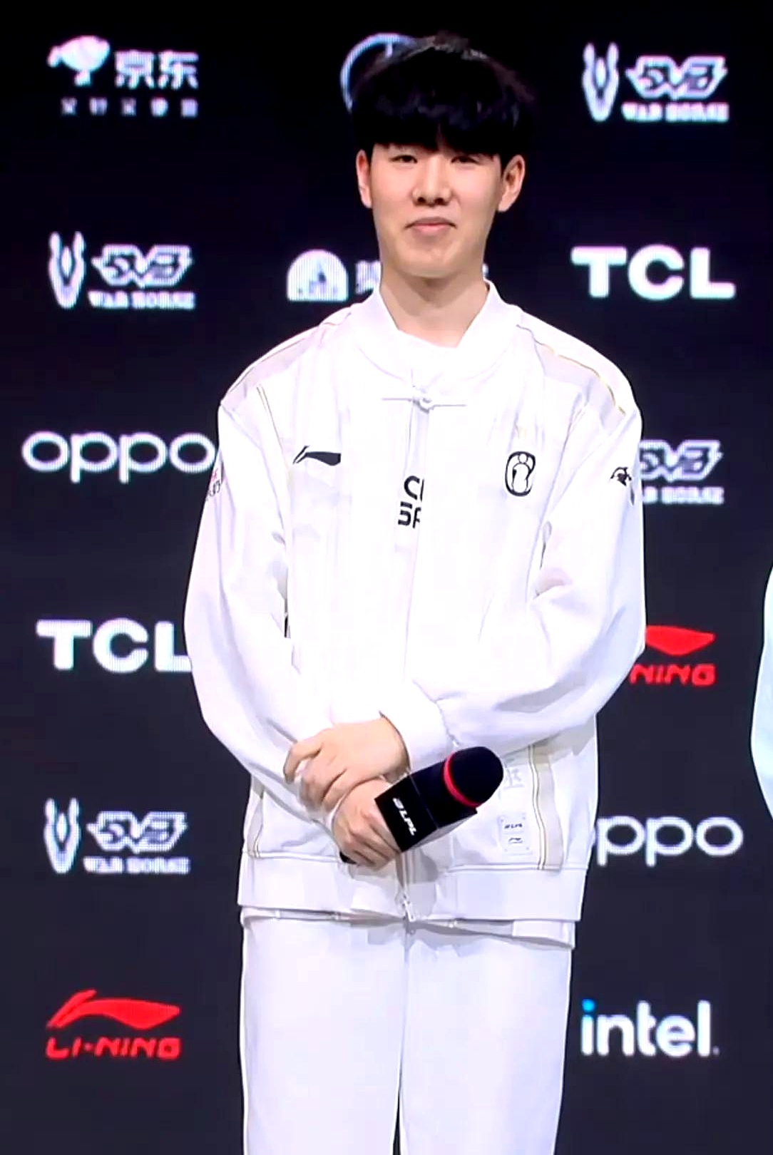 CSGO IEM卡托维兹：手起刀落，NaVi横扫FURIA