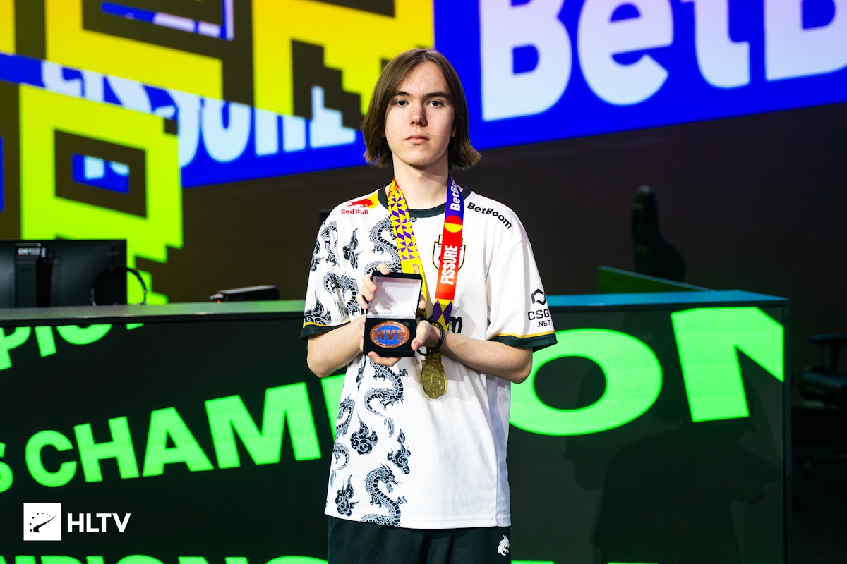 NAVI 将与 B8 比赛；争夺 2025 年 StarLadder 布达佩斯 Major 第 3 阶段的名额